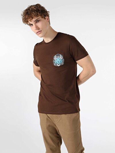 اعرض التفاصيل لـ بني للرجال تي شيرت بأكمام قصيرة