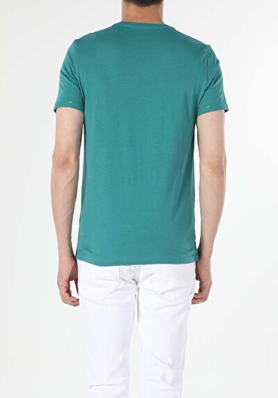 صورة من أخضر للرجال تي شيرت بأكمام قصيرة