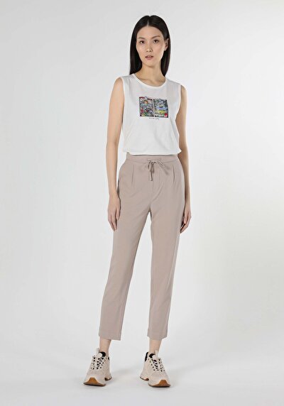 صورة من بيج للنساء بناطيل