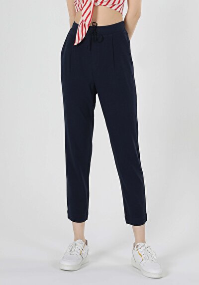 اعرض التفاصيل لـ أزرق بحري للنساء بناطيل