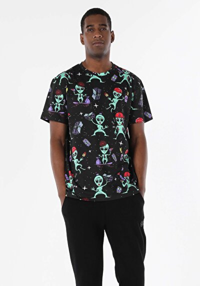 اعرض التفاصيل لـ أسود للرجال تي شيرت بأكمام قصيرة