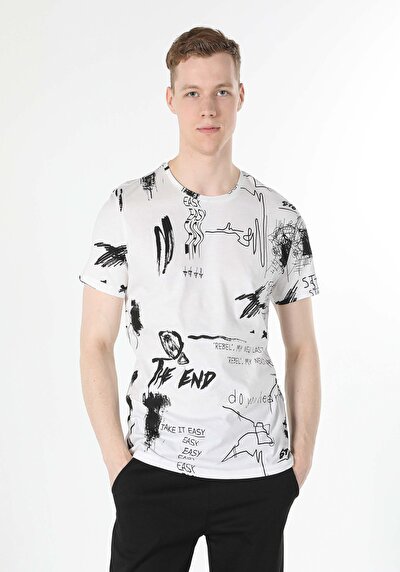 اعرض التفاصيل لـ أبيض للرجال تي شيرت بأكمام قصيرة