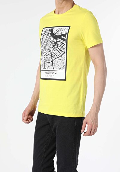 اعرض التفاصيل لـ أصفر للرجال تي شيرت بأكمام قصيرة