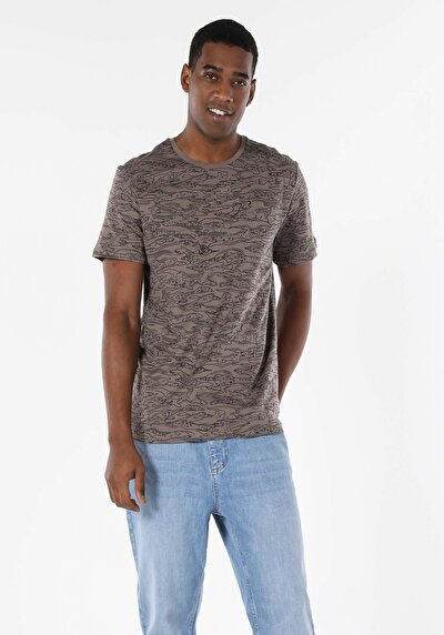 اعرض التفاصيل لـ بني للرجال تي شيرت بأكمام قصيرة