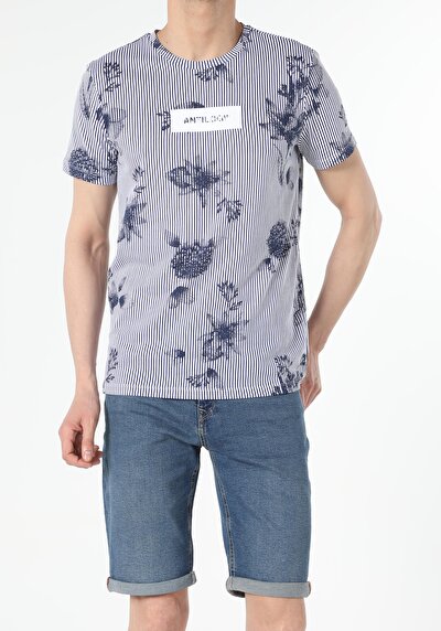 اعرض التفاصيل لـ أزرق للرجال تي شيرت بأكمام قصيرة