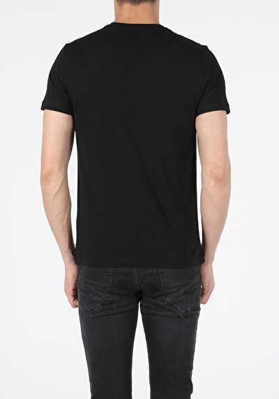 اعرض التفاصيل لـ أسود للرجال تي شيرت بأكمام قصيرة