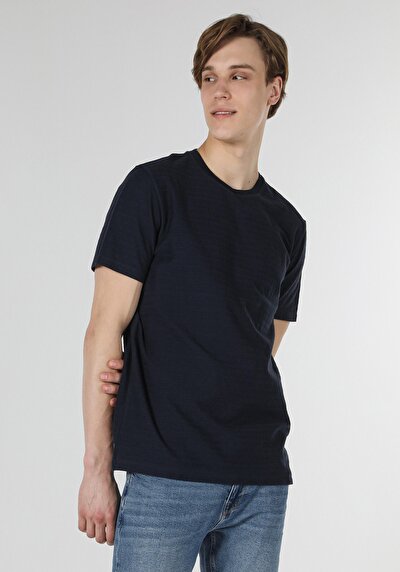 اعرض التفاصيل لـ أزرق بحري للرجال تي شيرت بأكمام قصيرة