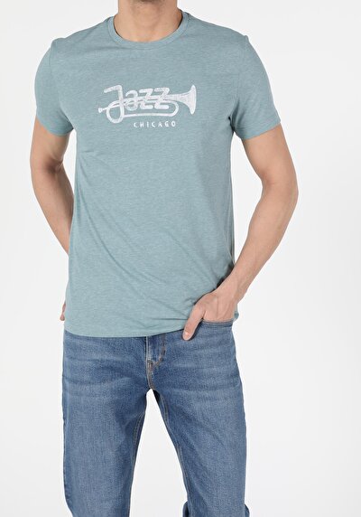 صورة من أخضر للرجال تي شيرت بأكمام قصيرة