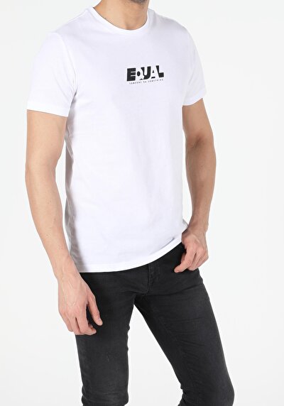 صورة من أبيض للرجال تي شيرت بأكمام قصيرة