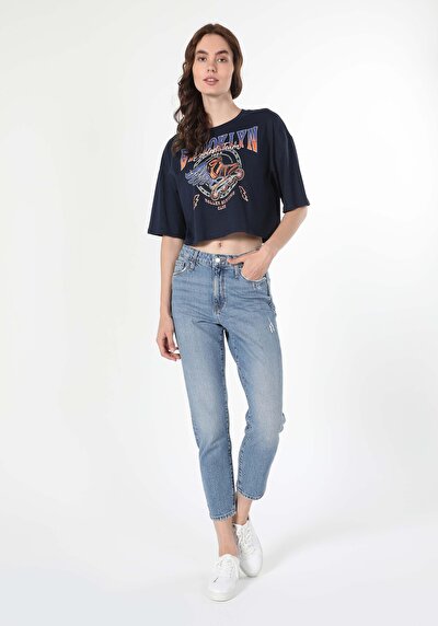 صورة من أزرق للنساء بناطيل