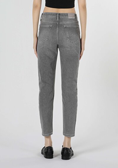 اعرض التفاصيل لـ دينيم للنساء بناطيل