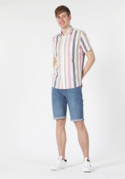 صورة من متعدد الألوان للرجال قميص  كم قصير