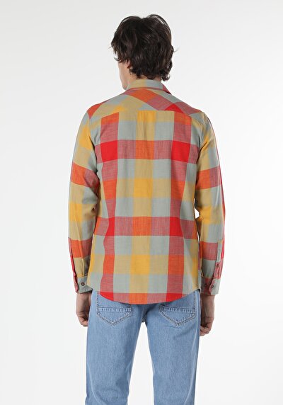 صورة من متعدد الألوان للرجال قميص كم طويل