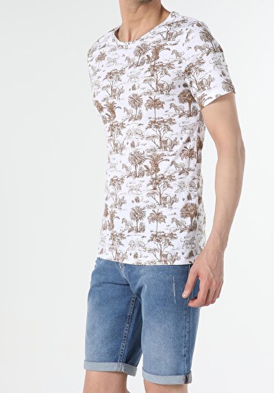 صورة من أبيض للرجال تي شيرت بأكمام قصيرة