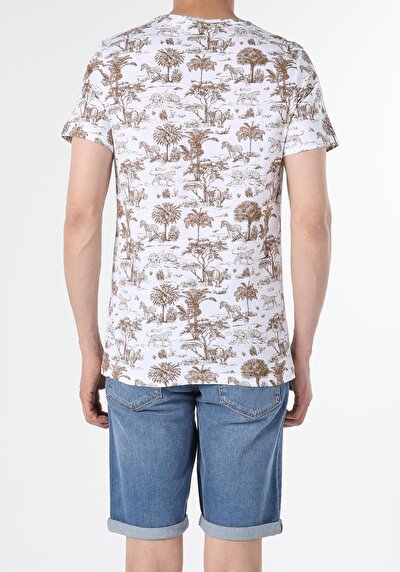 صورة من أبيض للرجال تي شيرت بأكمام قصيرة