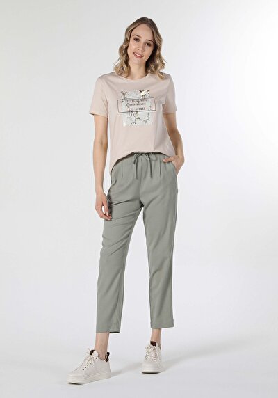 صورة من بيج للنساء تي شيرت بأكمام قصيرة