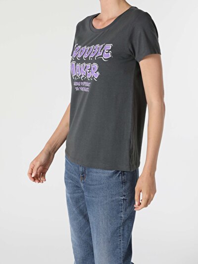 اعرض التفاصيل لـ أنتراسيت للنساء تي شيرت بأكمام قصيرة