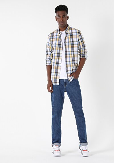 صورة من قميص عادي رقبة رجالي متعدد الألوان كم طويل قميص