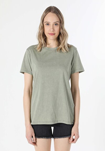 اعرض التفاصيل لـ  للنساء تي شيرت بأكمام قصيرة