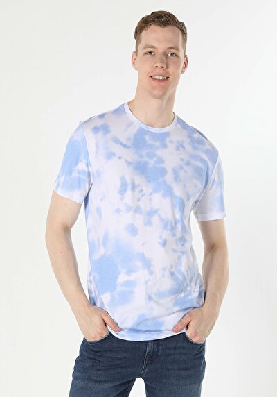 صورة من كومفورت فيت طوق دائري مطبوع تي شيرت رجالي أزرق قصير الأكمام