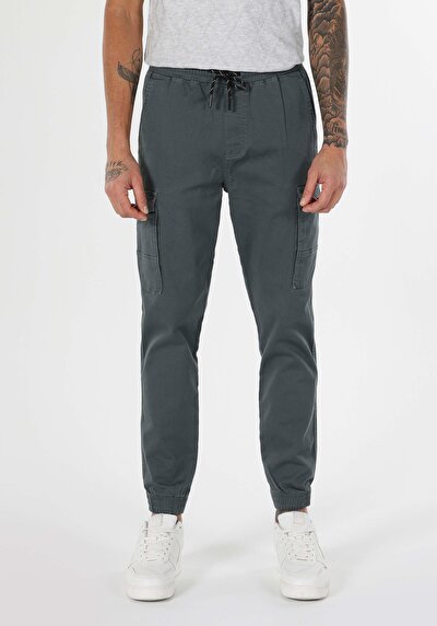 اعرض التفاصيل لـ أزرق للرجال بناطيل