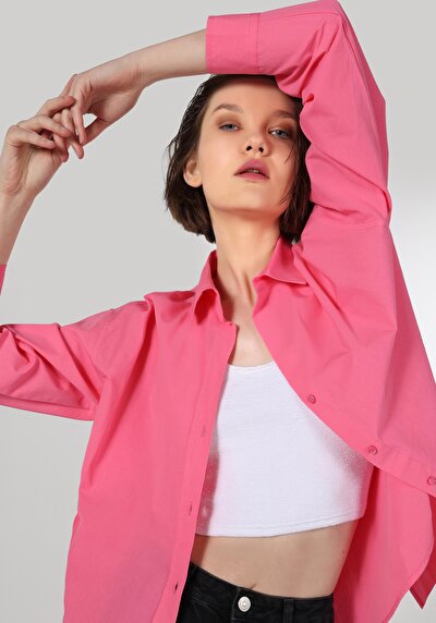 صورة من قميص نسائي بأكمام طويلة وردي مقاس عادي Cl1058726 