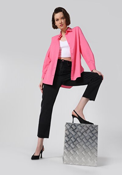 صورة من قميص نسائي بأكمام طويلة وردي مقاس عادي Cl1058726