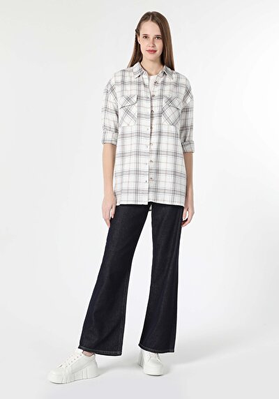 اعرض التفاصيل لـ قميص عادي رقبة منقوشة نسائي أبيض كم طويل قميص