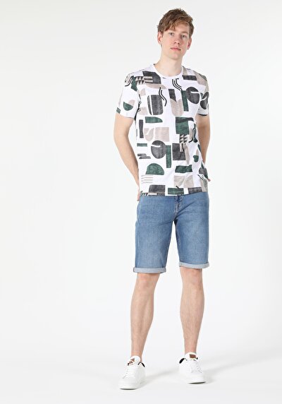 صورة من أبيض للرجال تي شيرت بأكمام قصيرة