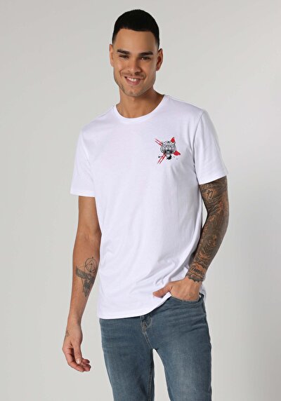 صورة من أبيض للرجال تي شيرت بأكمام قصيرة