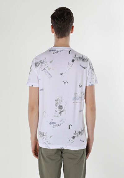 اعرض التفاصيل لـ أبيض للرجال تي شيرت بأكمام قصيرة