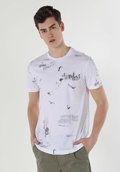 اعرض التفاصيل لـ أبيض للرجال تي شيرت بأكمام قصيرة