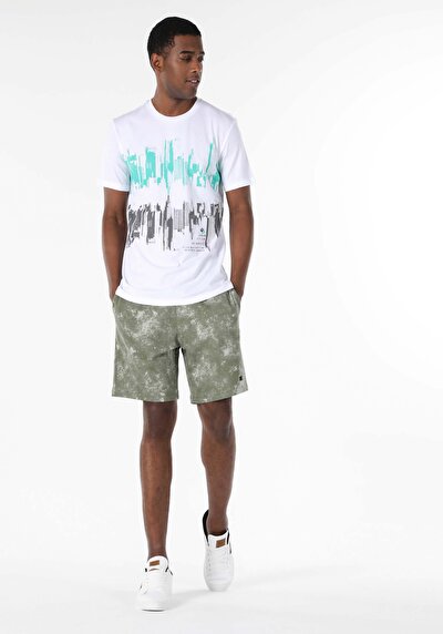 صورة من أبيض للرجال تي شيرت بأكمام قصيرة