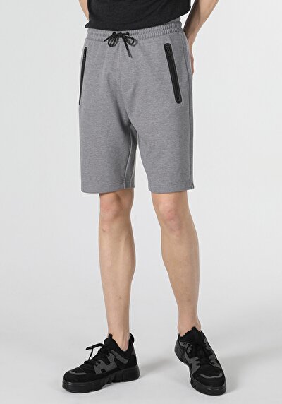 اعرض التفاصيل لـ رمادي للرجال شورت