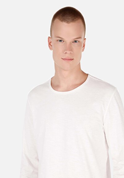 اعرض التفاصيل لـ   رقبة مستديرة مستقيم تي شيرت أبيض بأكمام طويلة للرجال