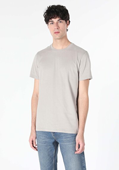 صورة من أبيض للرجال تي شيرت بأكمام قصيرة