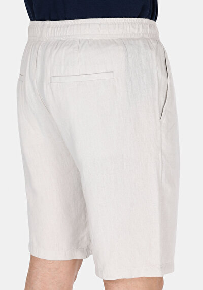 اعرض التفاصيل لـ أبيض للرجال شورت