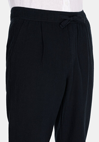 اعرض التفاصيل لـ أسود للرجال بناطيل