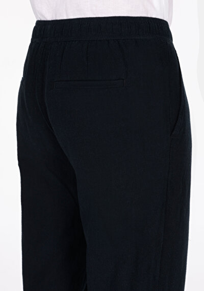 اعرض التفاصيل لـ أسود للرجال بناطيل