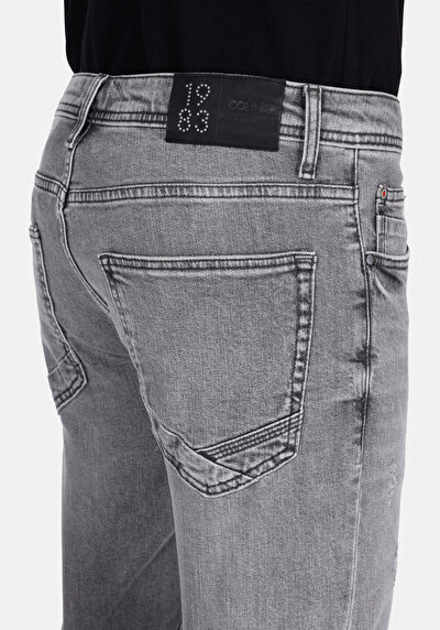 اعرض التفاصيل لـ جينز أسود رجالي مستقيم