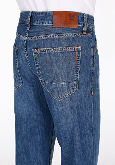 اعرض التفاصيل لـ جينز رجالي عادي