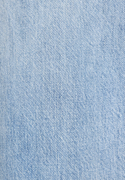 اعرض التفاصيل لـ أزرق للرجال بناطيل