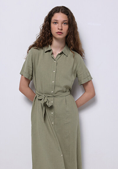 اعرض التفاصيل لـ فستان أخضر نسائي عادي