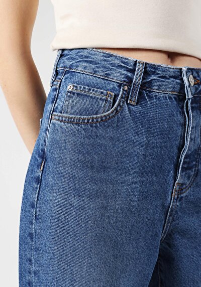 اعرض التفاصيل لـ أزرق للنساء بناطيل