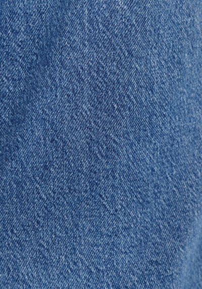 اعرض التفاصيل لـ مستقيم  جينز نيلي نسائي