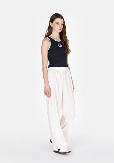 صورة من عادي بقصة رفع الخصر ساق واسعة نسائي بنطلون أبيض