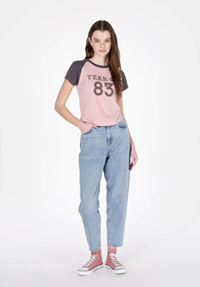 صورة من جينز نيلي نسائي Barrel Fit