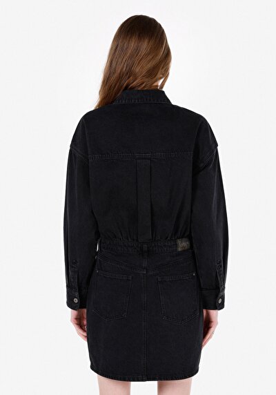 صورة من أسود للنساء فستان