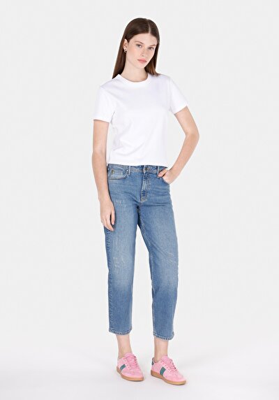 صورة من أزرق للنساء بناطيل