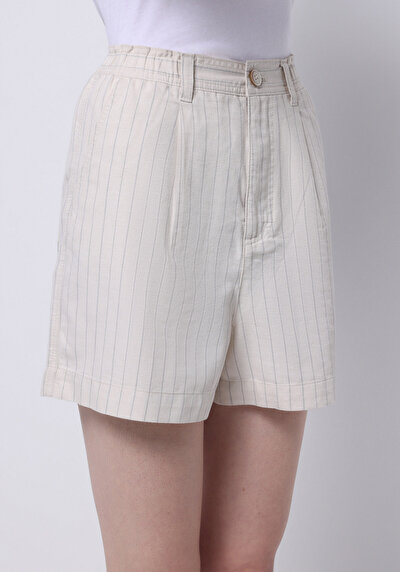 صورة من عادي مقاس ارتفاع الخصر مخطط شورتات حجرية نسائية